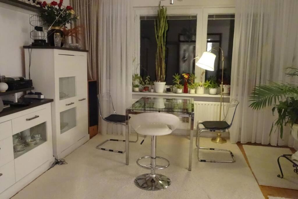 Schoene, Ruhige Wohnung In Berlin-Steglitz Exterior photo