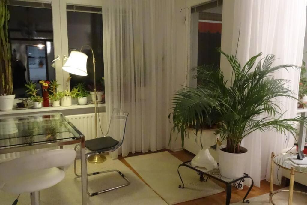 Schoene, Ruhige Wohnung In Berlin-Steglitz Exterior photo
